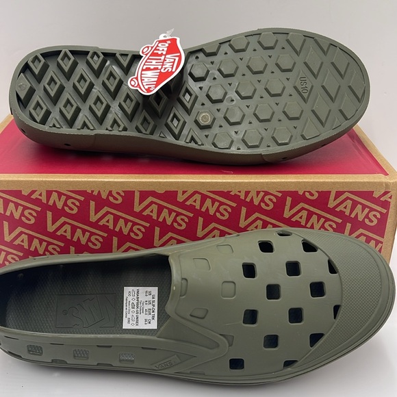 Vans Men’s Slip-On Trk
Grape Leaf
VN0A5HF850K
Sneakers - Picture 3 of 16